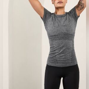 Nike Fitted Active Tee